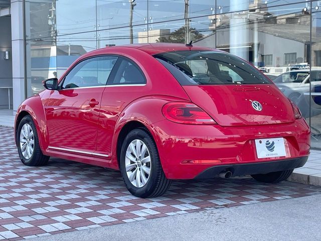 VOLKSWAGEN THE BEETL 2015 Image 31