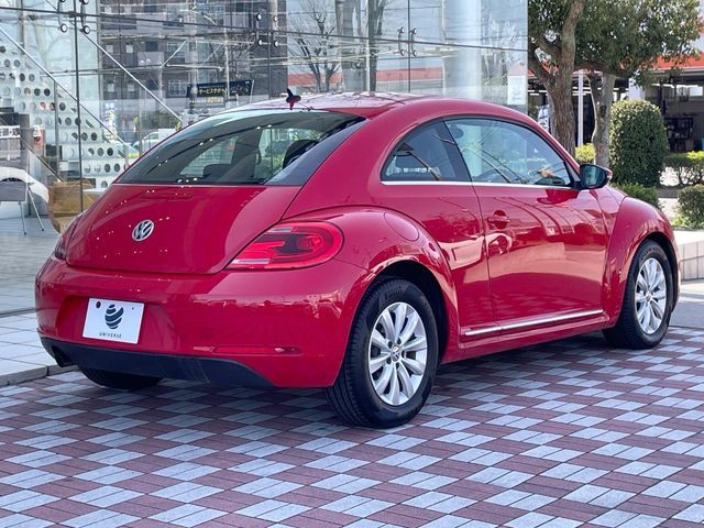 VOLKSWAGEN THE BEETL 2015 Image 31