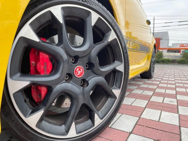 FIAT ABARTH 595 2021 Image 31