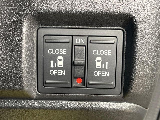 HONDA N BOX CUSTOM 2024 Image 31