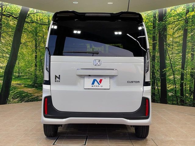 HONDA N BOX CUSTOM 2024 Image 31