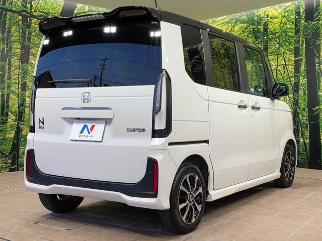 HONDA N BOX CUSTOM 2024 Image 31