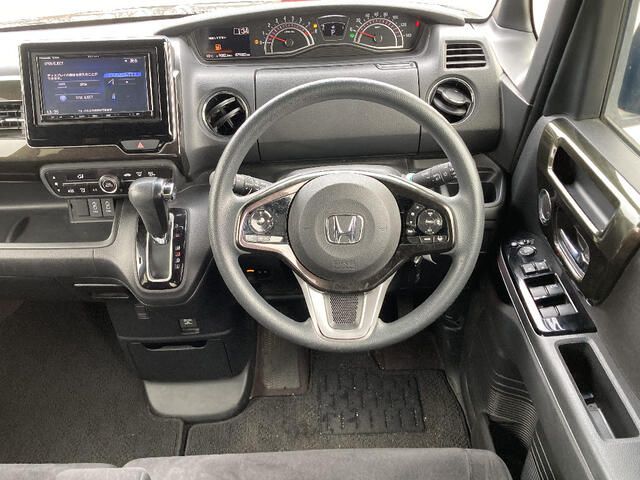 HONDA N BOX CUSTOM 4WD 2019 Image 31