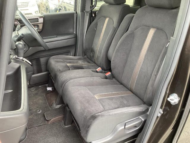 HONDA N BOX CUSTOM 4WD 2019 Image 31