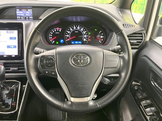 TOYOTA VOXY 2019 Image 31