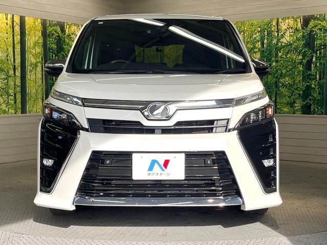 TOYOTA VOXY 2019 Image 31