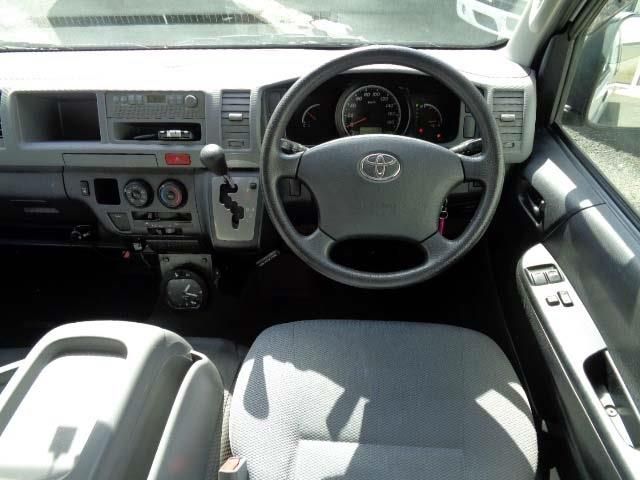 TOYOTA HIACE WAGON 4WD 2009 Image 31