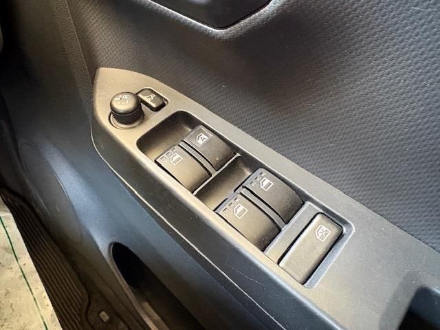 DAIHATSU MIRA E:S 2020 Image 31