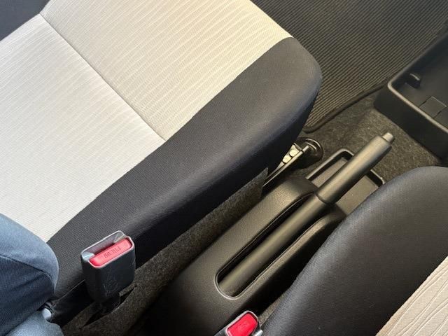 DAIHATSU MIRA E:S 2020 Image 31