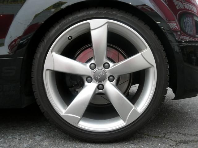 AUDI TT RS PLUS COUP 2013 Image 31