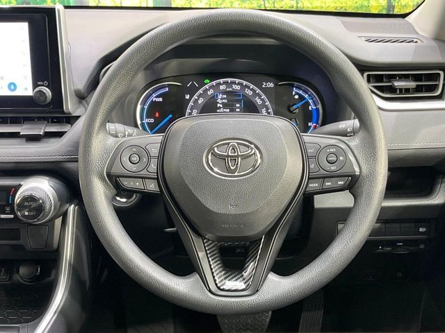 TOYOTA RAV4 HYBRID 2WD 2023 Image 31