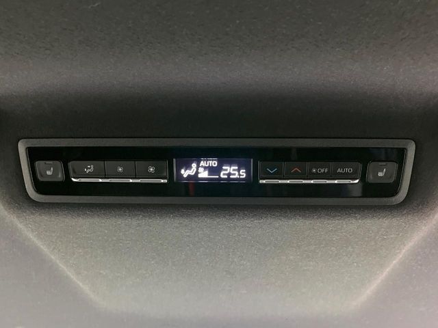 TOYOTA NOAH 2023 Image 31