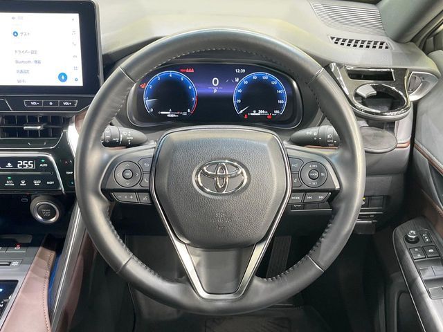 TOYOTA HARRIER 2WD 2024 Image 31