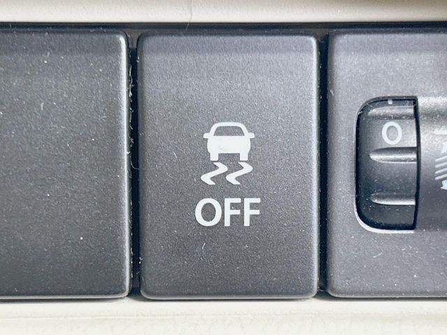 SUZUKI WAGON R 2018 Image 31