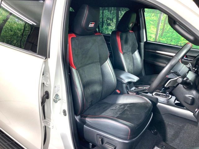 TOYOTA HILUX 4WD 2023 Image 31