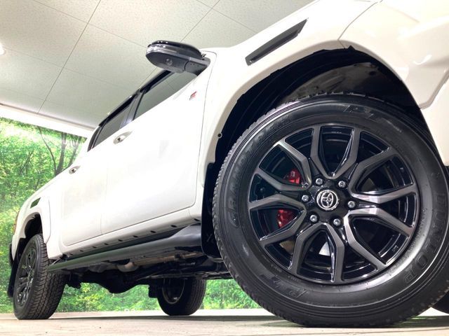 TOYOTA HILUX 4WD 2023 Image 31