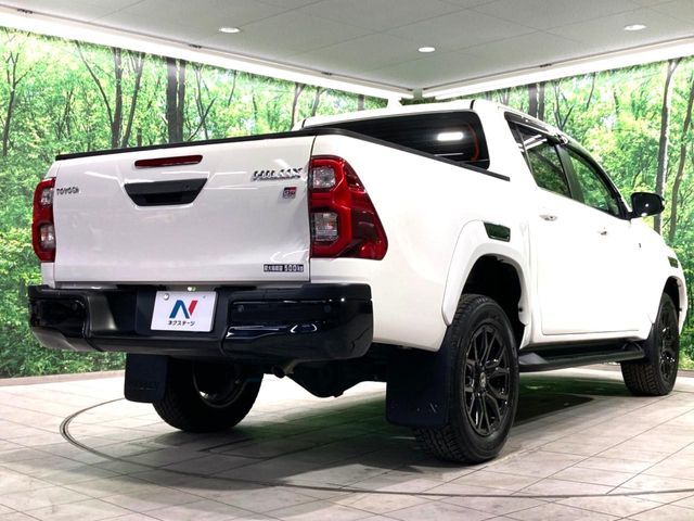 TOYOTA HILUX 4WD 2023 Image 31