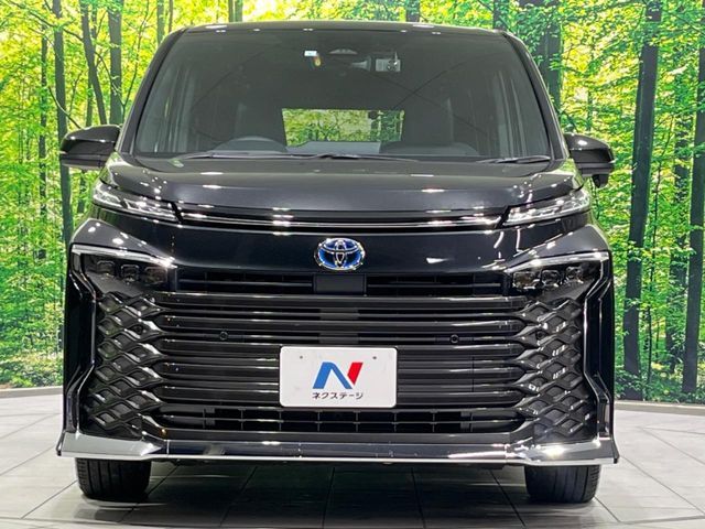 TOYOTA VOXY HYBRID 2023 Image 31