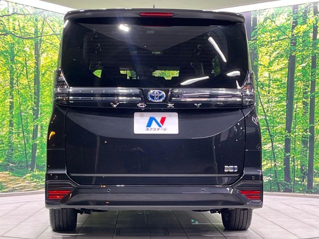 TOYOTA VOXY HYBRID 2023 Image 31