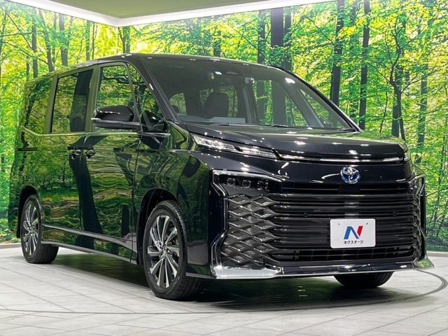 TOYOTA VOXY HYBRID 2023 Image 31