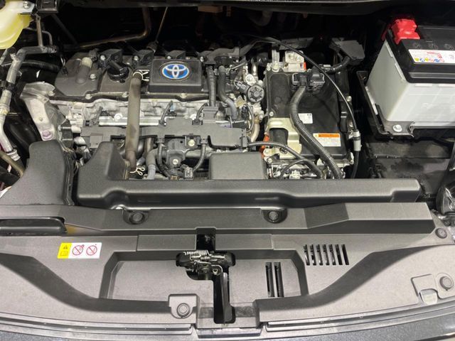 TOYOTA VOXY HYBRID 2023 Image 31