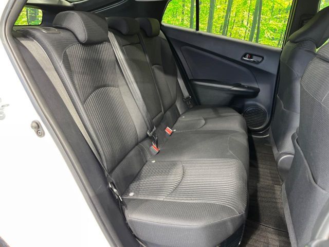 TOYOTA PRIUS 2017 Image 31