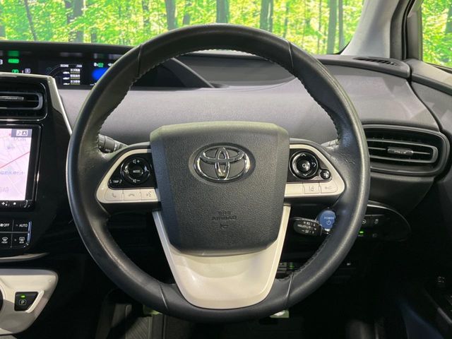 TOYOTA PRIUS 2017 Image 31