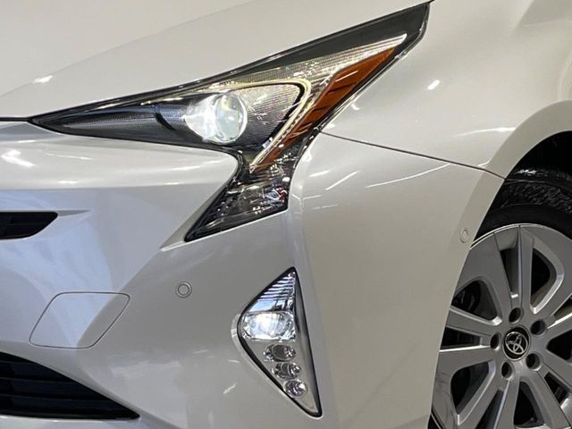 TOYOTA PRIUS 2017 Image 31