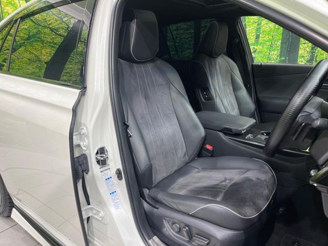 TOYOTA CROWN SEDAN HYBRID 4 2019 Image 31