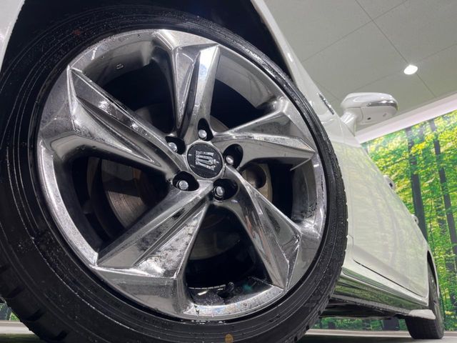 TOYOTA CROWN SEDAN HYBRID 4 2019 Image 31