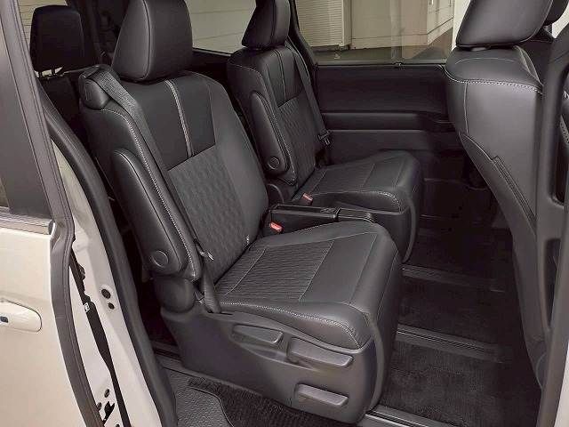 TOYOTA NOAH 2022 Image 31