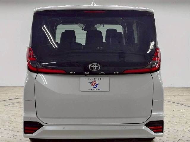 TOYOTA NOAH 2022 Image 31