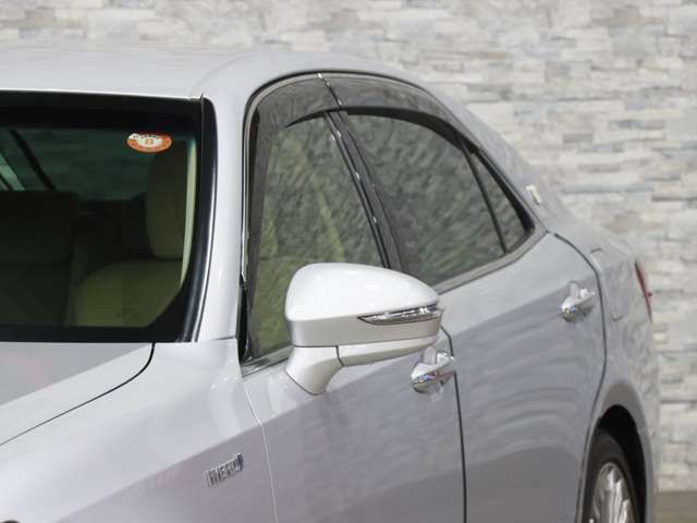 TOYOTA CROWN MAJESTA HYBRID 2014 Image 31