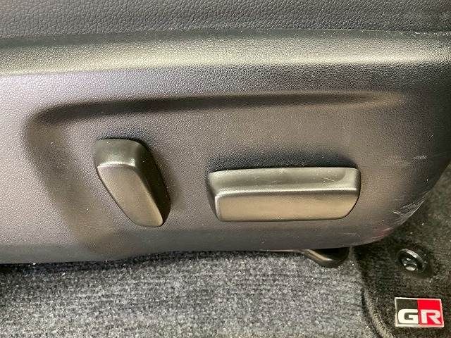 TOYOTA HILUX 4WD 2022 Image 31