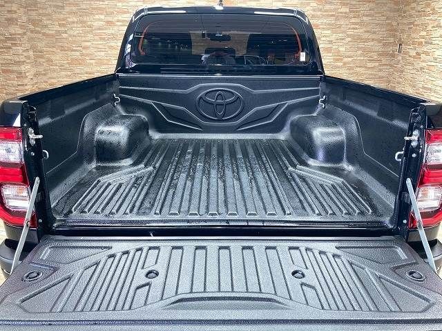 TOYOTA HILUX 4WD 2022 Image 31