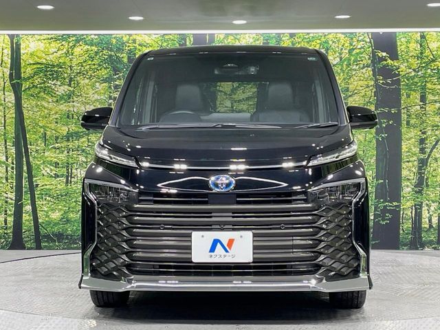 TOYOTA VOXY HYBRID 2024 Image 31