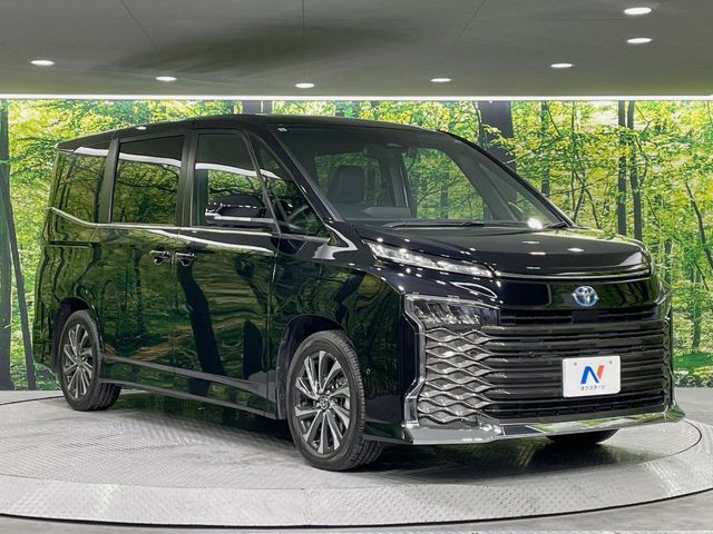 TOYOTA VOXY HYBRID 2024 Image 31