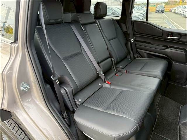 TOYOTA LANDCRUISER 250 2024 Image 31