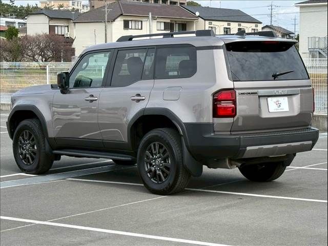 TOYOTA LANDCRUISER 250 2024 Image 31