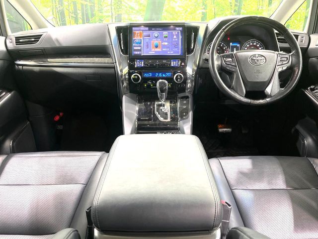 TOYOTA ALPHARD 2018 Image 31