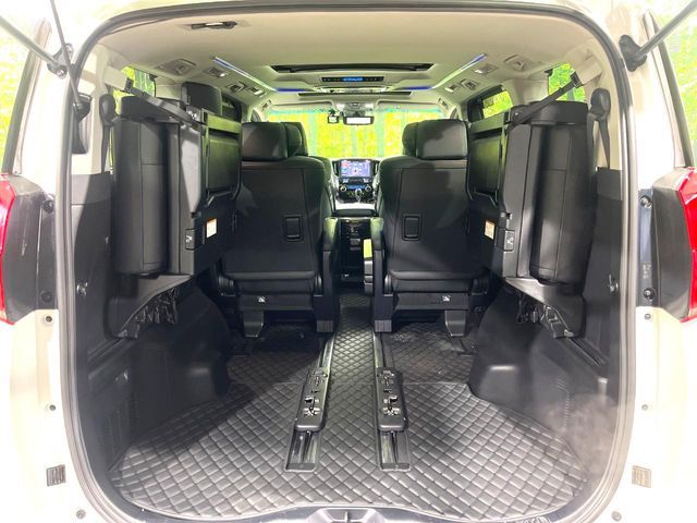 TOYOTA ALPHARD 2018 Image 31