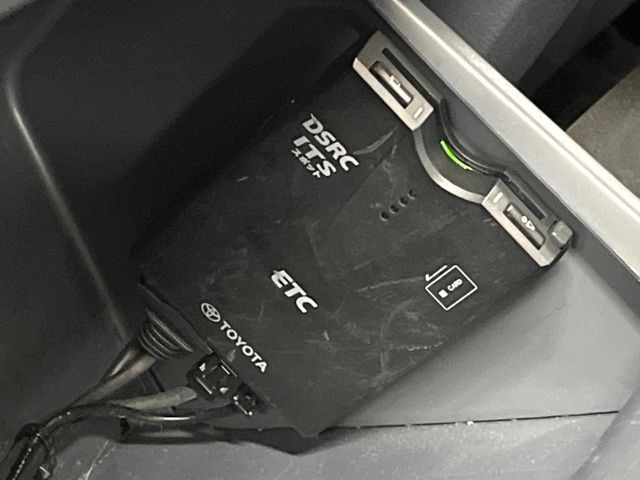 TOYOTA LANDCRUISER VAN 2015 Image 31