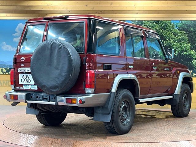 TOYOTA LANDCRUISER VAN 2015 Image 31