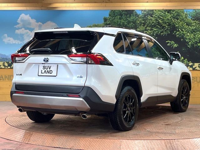 TOYOTA RAV4 HYBRID 4WD 2023 Image 31