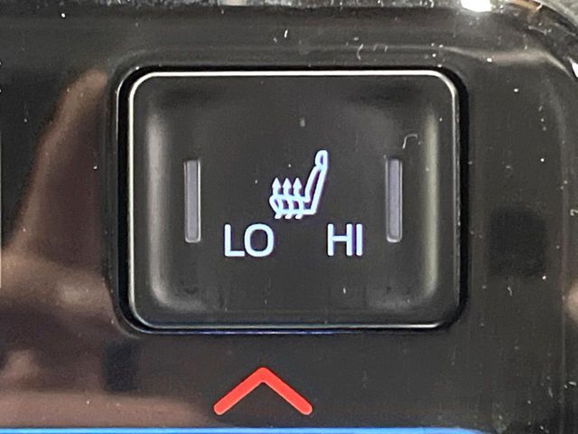 TOYOTA VOXY 2022 Image 31