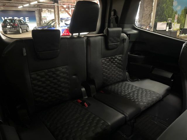 TOYOTA VOXY 2022 Image 31