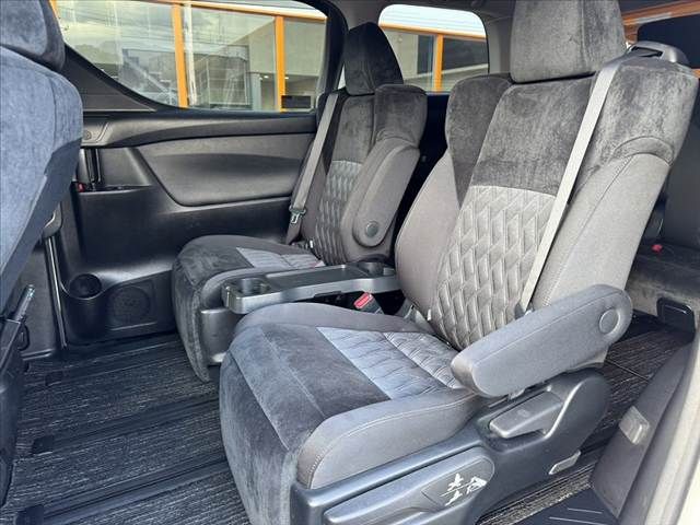 TOYOTA ALPHARD 2020 Image 31