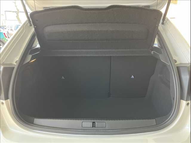 PEUGEOT 208 2021 Image 31