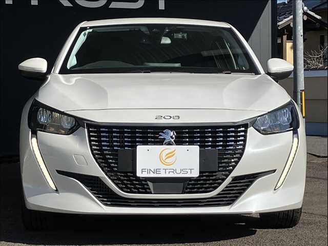 PEUGEOT 208 2021 Image 31