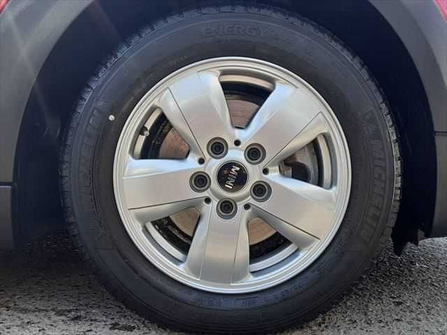 BMW MINI ONE 2015 Image 31